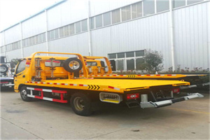 和静附近拖车救援搭电