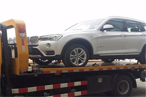 和静拖车24小时服务电话