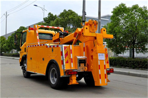 和静高速路拖车费