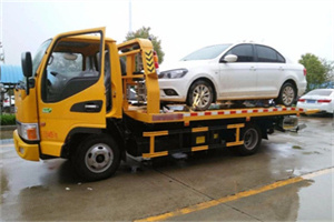 和静附近拖车救援24小时服务热线